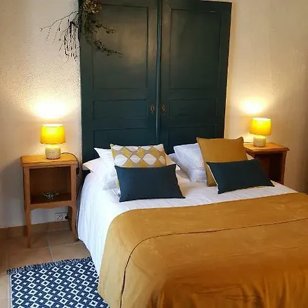 Holiday home La Joubertie Salon
